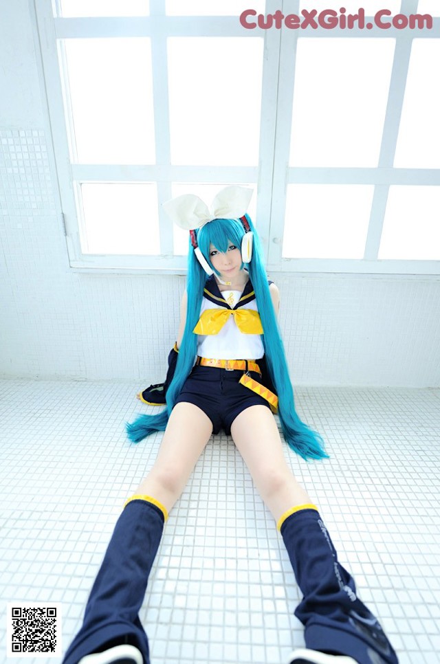 Cosplay Haruka - Tease Poolsexy Video No.61de6d